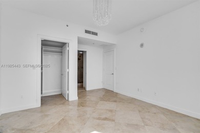 Welcome to your elegant urban oasis in the heart of downtown - photo 16