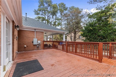 WELCOME to Ft Bragg!! This home is 10 Minutes from the Canopy Rd