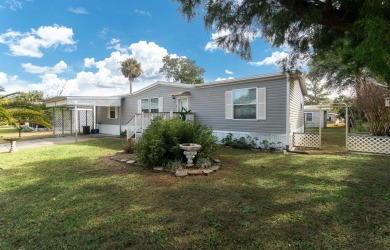 St. Johns River Home For Sale in Satsuma Florida