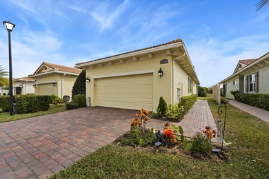 (private lake, pond, coastal) Home For Sale in Port Saint Lucie Florida