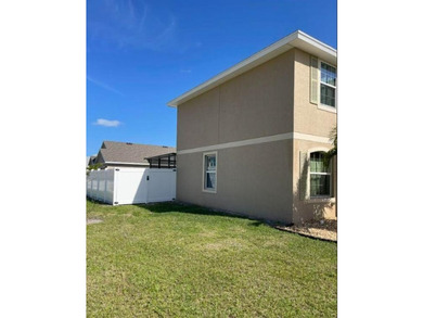 Welcome to this charming four-bedroom, two-and-a-half-bath - photo 4