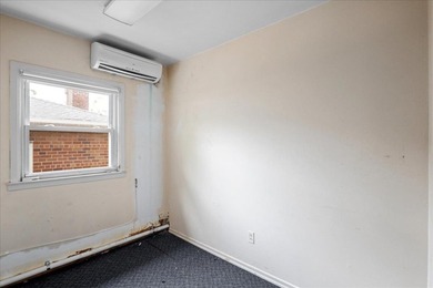 Welcome to 25-33 Francis Lewis Boulevard , Whitestone. This - photo 9