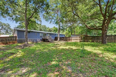 Spacious 3BR/2BA double-wide home with 2,342 SF on 1.37 acres in - photo 27