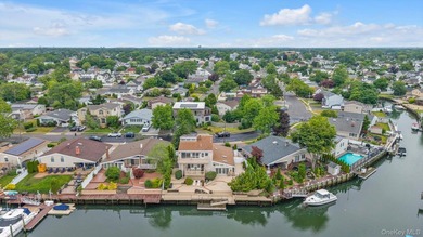 Waterfront Living at Its Finest! This exceptional waterfront - photo 36