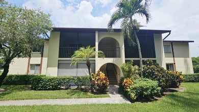 Two bedroom first floor unit in the lovely community of Sable - photo 1