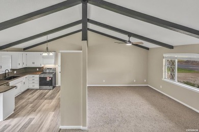 Welcome to 203 Halteria Point, recently remodeled, beautifully - photo 6