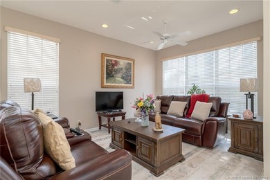 NEW ROOF! NEW PRICE! This Ballantrae Pool Home offers 3 bedrooms - photo 8