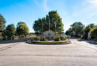 Richland Chambers Lake Lot For Sale in Corsicana Texas