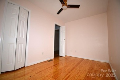 Welcome to this beautifully remodeled two-bedroom, two-bath - photo 18