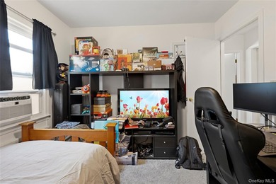 Spacious and well-maintained legal two-family home located in - photo 20