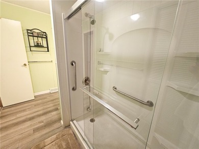 Welcome to this spacious 3-bedroom home with attached garage - photo 22