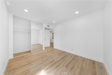 Welcome to this exquisitely renovated single-story home - photo 26