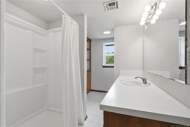 Amazing Property that offers everything you could want in - photo 32