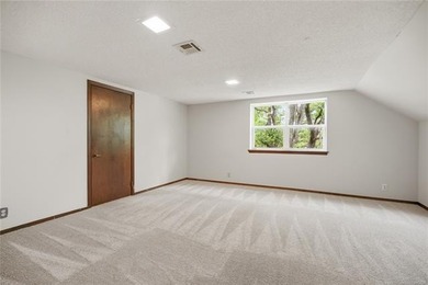Amazing Property that offers everything you could want in - photo 33