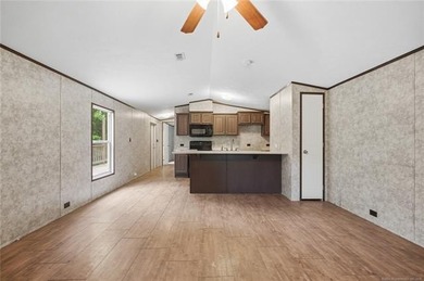 Amazing Property that offers everything you could want in - photo 37