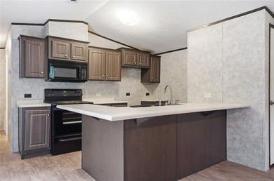 Amazing Property that offers everything you could want in - photo 39