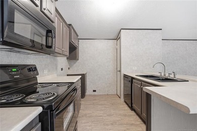 Amazing Property that offers everything you could want in - photo 40
