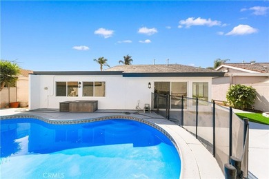 Welcome to this exquisitely renovated single-story home - photo 42