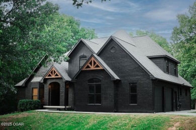 (private lake, pond, creek) Home For Sale in Baxter Springs Kansas