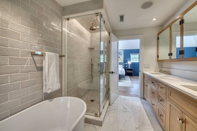Located on a serene cul-de-sac just moments from Sag Harbor - photo 13