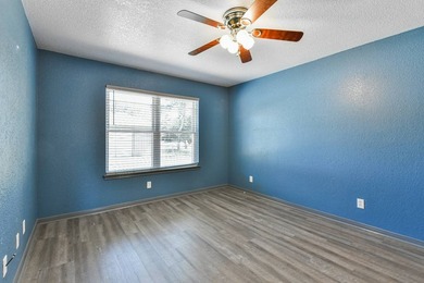 Large lots with a pool are becoming harder to find in this price - photo 19