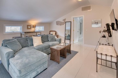Located on a serene cul-de-sac just moments from Sag Harbor - photo 24