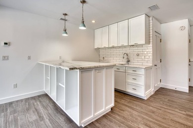Located on a serene cul-de-sac just moments from Sag Harbor - photo 28
