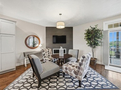 Welcome Home to 1043 Blackthorne Dr located in the lovely golf - photo 6