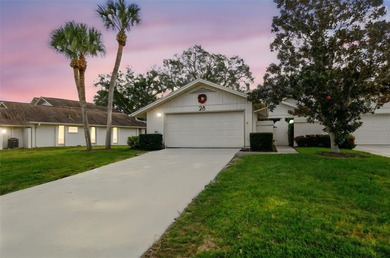 (private lake, pond, creek) Condo For Sale in Palm Harbor Florida