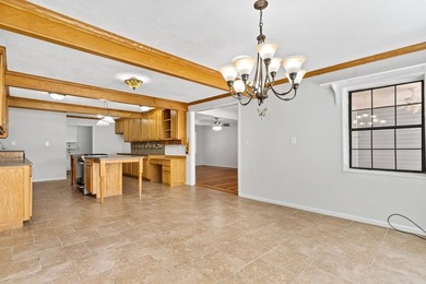 Very well-built and meticulously maintained, this 3-bedroom - photo 18