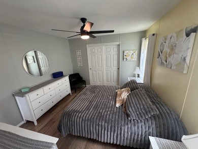BEAUTIFUL HOME, WELL MAINTAINED, WITH 2 BEDROOMS, 2 BATHS - photo 19