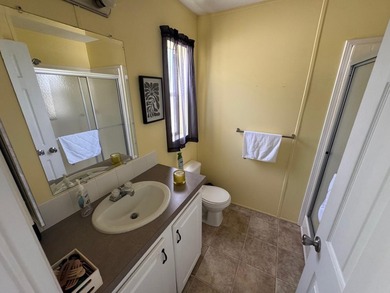 BEAUTIFUL HOME, WELL MAINTAINED, WITH 2 BEDROOMS, 2 BATHS - photo 20