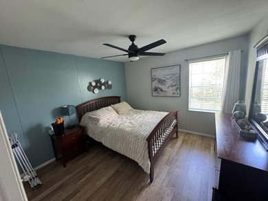 BEAUTIFUL HOME, WELL MAINTAINED, WITH 2 BEDROOMS, 2 BATHS - photo 21