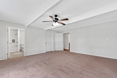 Very well-built and meticulously maintained, this 3-bedroom - photo 22