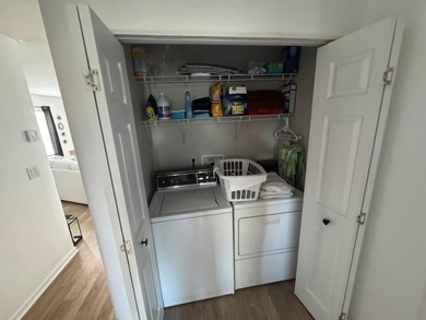 BEAUTIFUL HOME, WELL MAINTAINED, WITH 2 BEDROOMS, 2 BATHS - photo 25