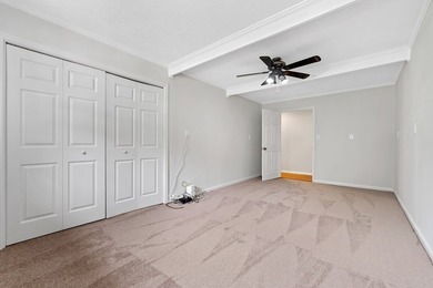 Very well-built and meticulously maintained, this 3-bedroom - photo 31