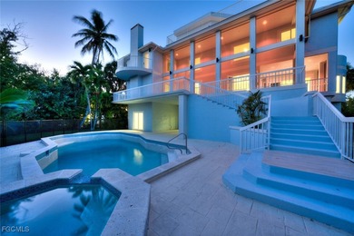 Imagine living on Sanibel Island... within an island. Welcome to