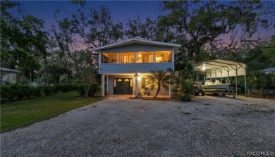 Discover the perfect blend of coastal charm and laid-back - photo 2