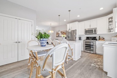 This stunning Fontana townhome offers a bright, open concept - photo 5