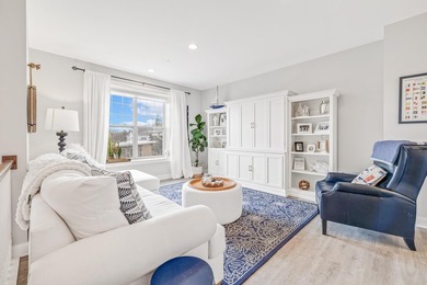 This stunning Fontana townhome offers a bright, open concept - photo 6