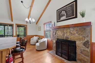 Move right in and start living your mountain dream in this - photo 9