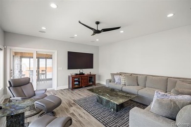Custom-built waterfront luxury offering approximately 3,504 - photo 19