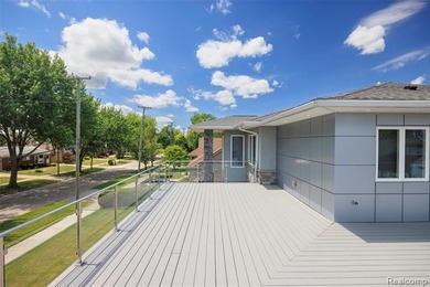 Custom-built waterfront luxury offering approximately 3,504 - photo 37