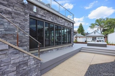 Custom-built waterfront luxury offering approximately 3,504 - photo 39