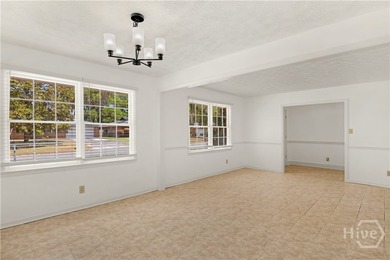 Nestled in the established Kings Grant subdivision, this - photo 10