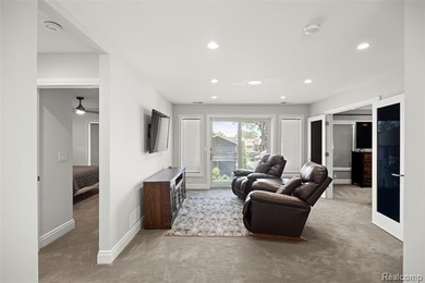 Custom-built waterfront luxury offering approximately 3,504 - photo 48