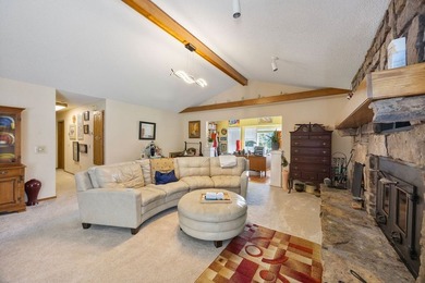 Well maintained home with limited view of Kingswood golf course - photo 5