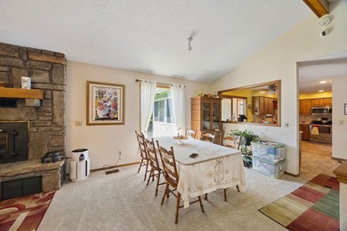 Well maintained home with limited view of Kingswood golf course - photo 7