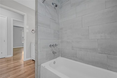 Move-in ready and impeccably maintained, this charming Lindale - photo 15