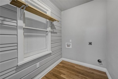 Move-in ready and impeccably maintained, this charming Lindale - photo 16
